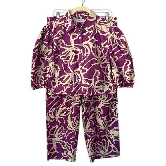 Olivia James The Label Purple Swirl Crop Top And Pant Set Size XS/S - Picture 1 of 15